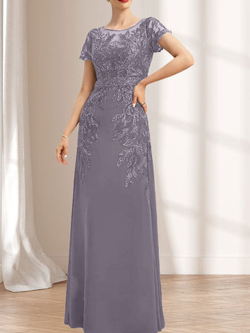 Robe de mère de la mariée en mousseline de dentelle, coupe fourreau/colonne, décolleté illusion, longueur au sol, ornée de sequins