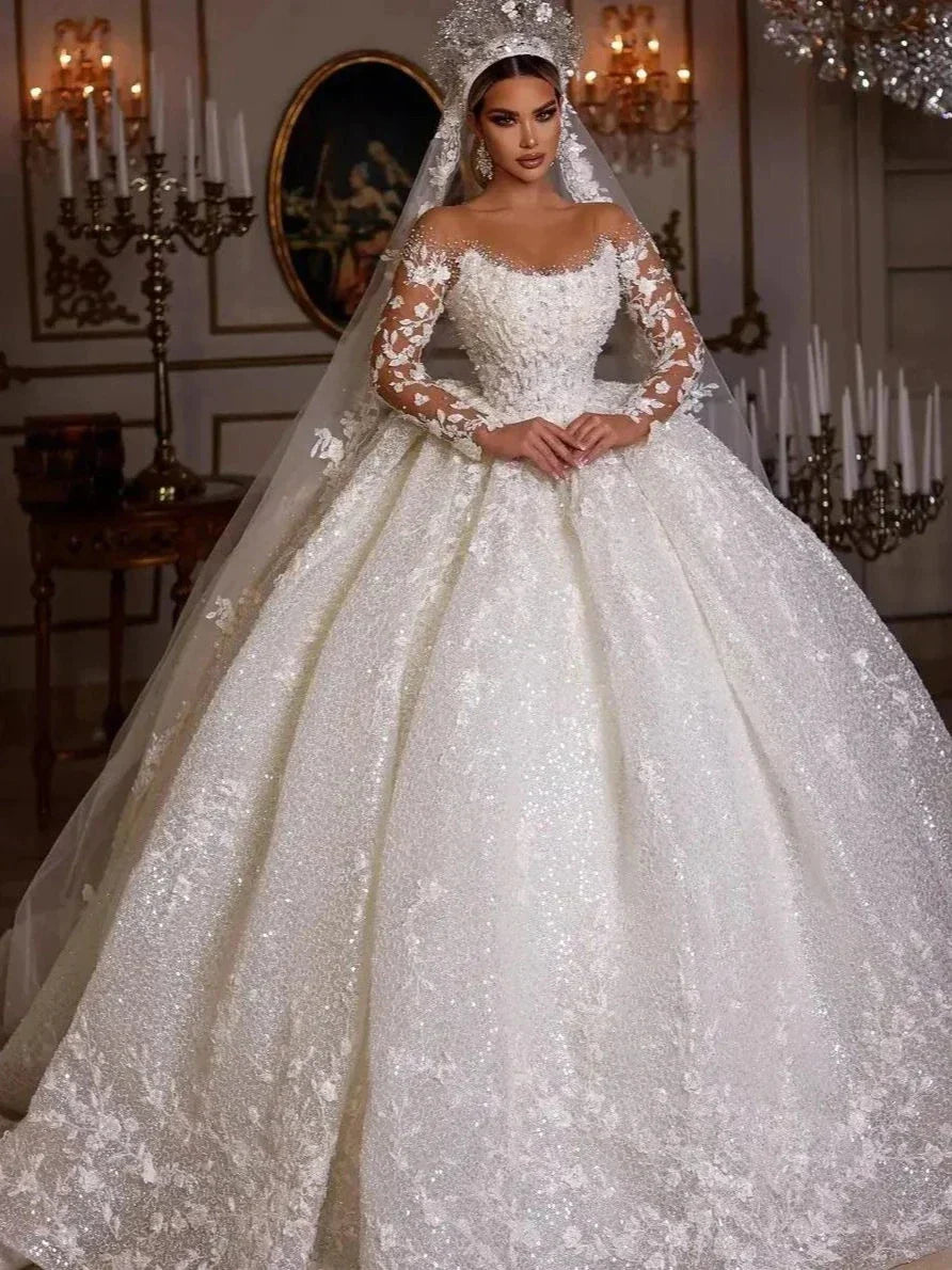 Women's Luxury Lace Wedding Dresses Dubai Long Sleeves Sequins Beads Sheer Neck Appliques Glitter Tulle Bride Gowns Vestido Noiv