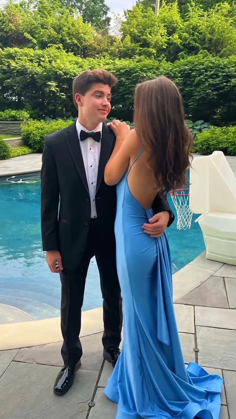 Vestido de fiesta elegante de sirena azul Atlántico sin espalda Y303