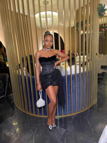 Robe de soirée mini noire sans bretelles Y8132