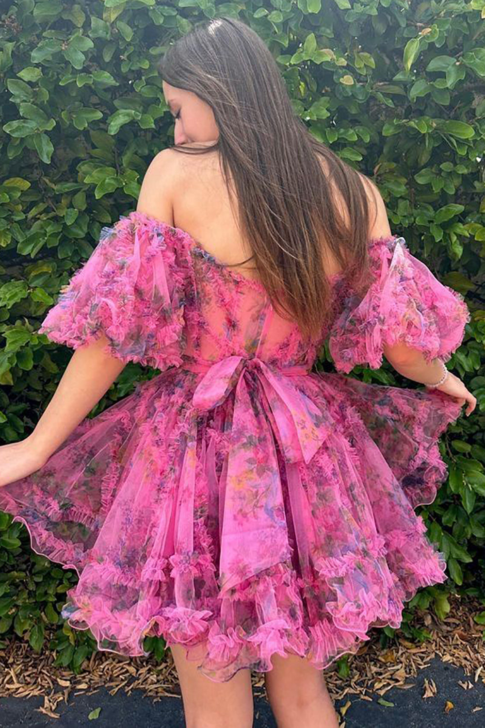 Vestido estampado de corte asimétrico para baile de bienvenida