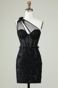 Vestido corto de fiesta negro ajustado con corsé de un solo hombro y apliques
