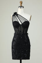 Vestido corto de fiesta negro ajustado con corsé de un solo hombro y apliques