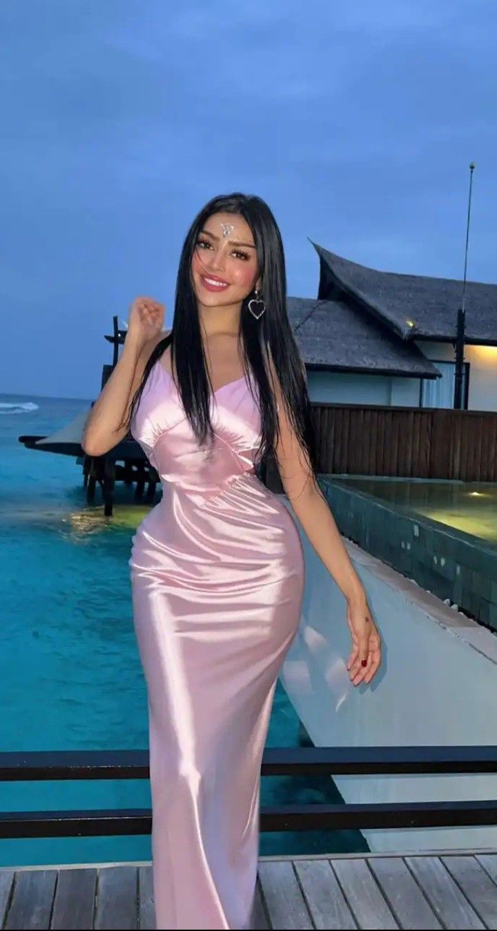Robe de soirée rose élégante à fines bretelles et col en V, robe de soirée rose Y5663
