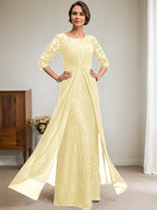 Robe de mariée en mousseline de soie dentelle, coupe trapèze, décolleté illusion, longueur au sol, ornée de perles et de volants 
