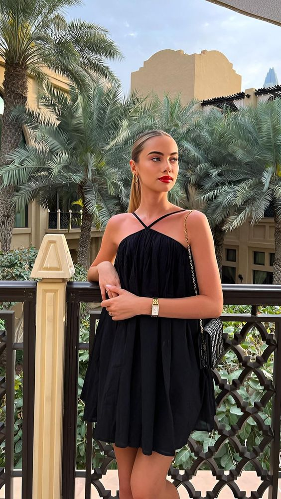 Vestido corto informal sin mangas estilo playero, de una pieza, con cuello halter, negro, para fiestas y eventos especiales Y7108