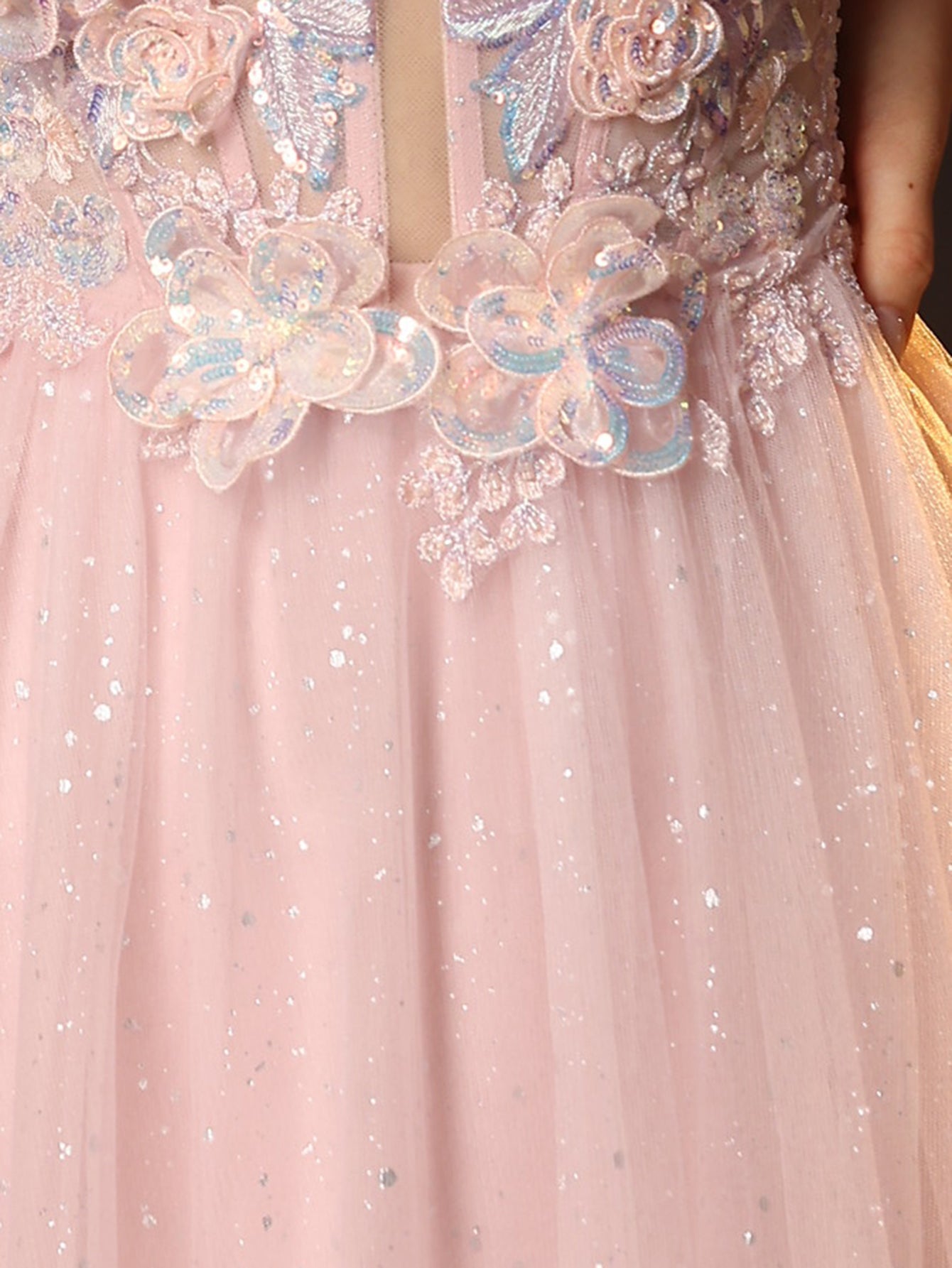 Vestido de gala de baile con escote pronunciado, encaje brillante y bordado de rosas en 3D