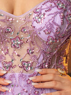 Robe de bal à épaules dénudées, broderie de dentelle scintillante et volants superposés
