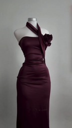 Vestido largo de fiesta burdeos sencillo, sin tirantes, corte recto, modelo Y8511