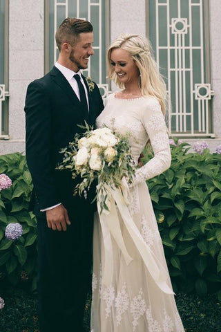 Vestido de novia de tul color marfil, corte línea A, escote barco, mangas largas y apliques WD399