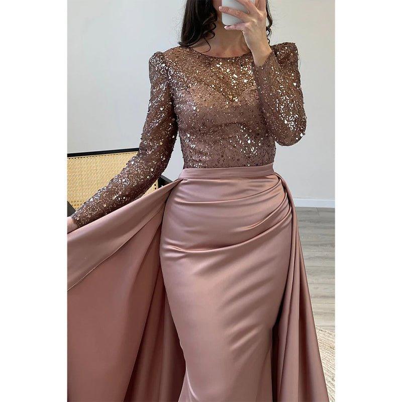 Vestido de noche de fiesta de satén sin tirantes, corte en A, con cuentas y efecto ilusión, mangas largas. 