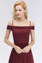 Vestido de dama de honor burdeos corte A, escote barco, largo hasta el suelo