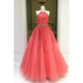 Vestido largo de fiesta elegante de corte A con escote halter y apliques de tul. Vestidos de noche formales. 