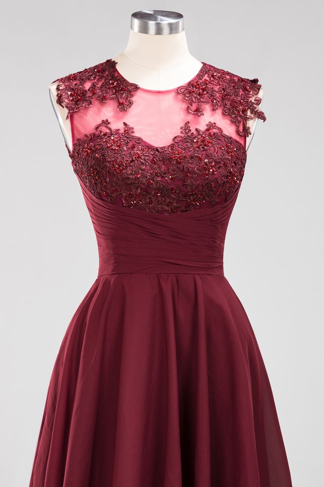 Robes de demoiselle d'honneur trapèze en mousseline ornées d'appliques et de bijoux, sans manches, arrivant au genou et à volants