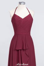 Vestido de dama de honor de gasa corte A, escote halter en V, sin mangas, largo hasta el suelo y con volantes.