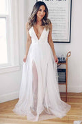 Vestido de novia corte A con escote en V profundo, espalda cruzada y cola de barrido WD273