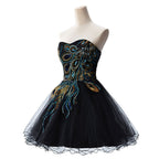 Vestido de fiesta de tul sin tirantes con bordado de corte en A