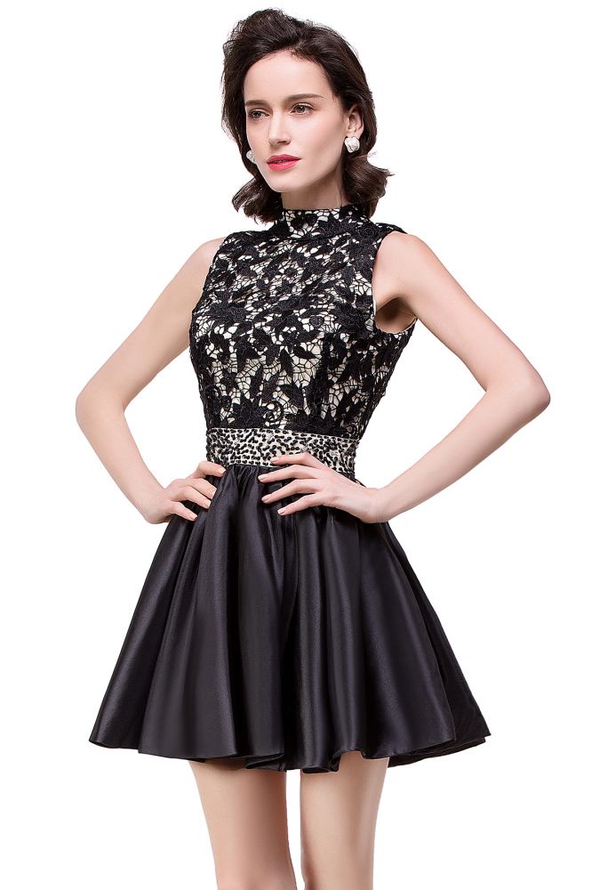 Vestido de fiesta de encaje con escote halter y corte en A
