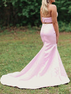 Vestidos de fiesta de dos piezas de satén, corte en A, sin mangas, con volantes y escote halter.