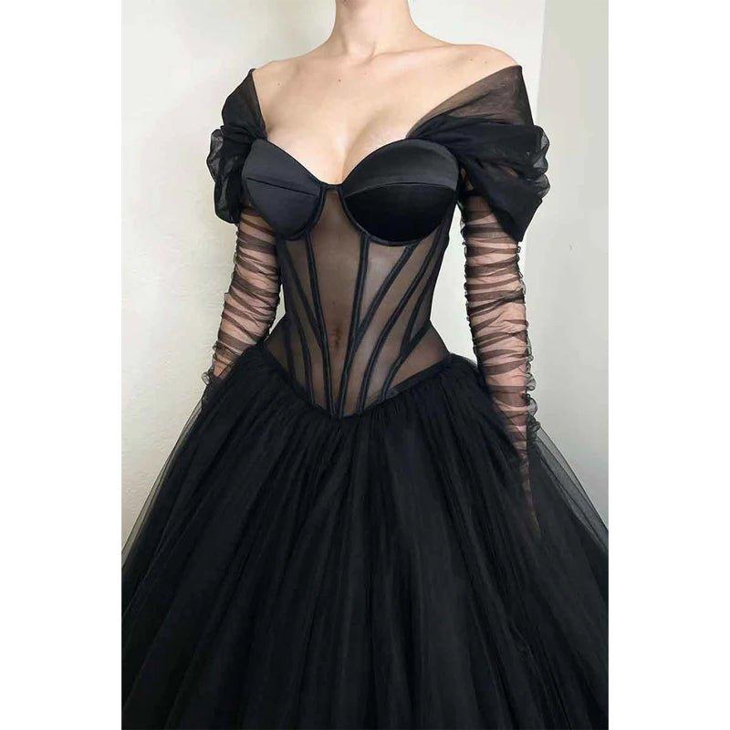 Vestidos de noche largos de gala de tul negro con corte ilusión y línea A 