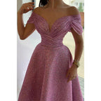 Vestido de noche formal hasta la rodilla con escote ilusión de corte en A y mangas cortas 