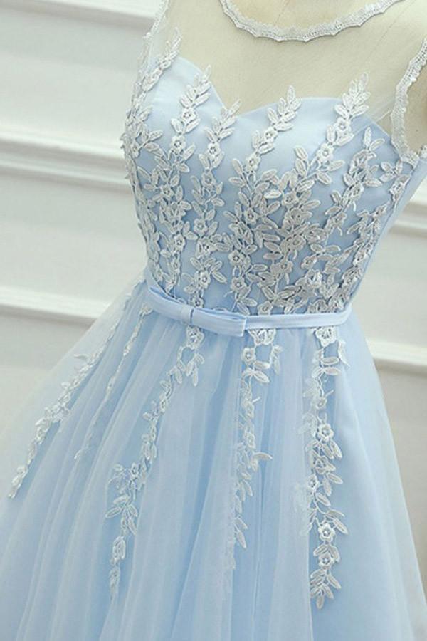 Vestido corto de tul azul con corte en A, estilo joya, para baile de bienvenida, con apliques de fajín PG121