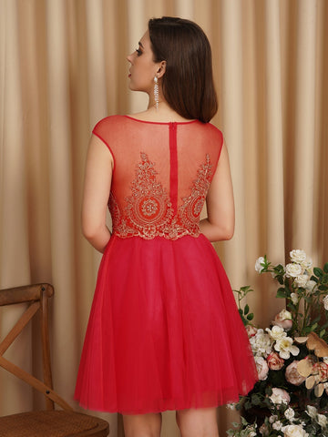 Vestidos cortos de noche con escote corazón y apliques de encaje de corte en A