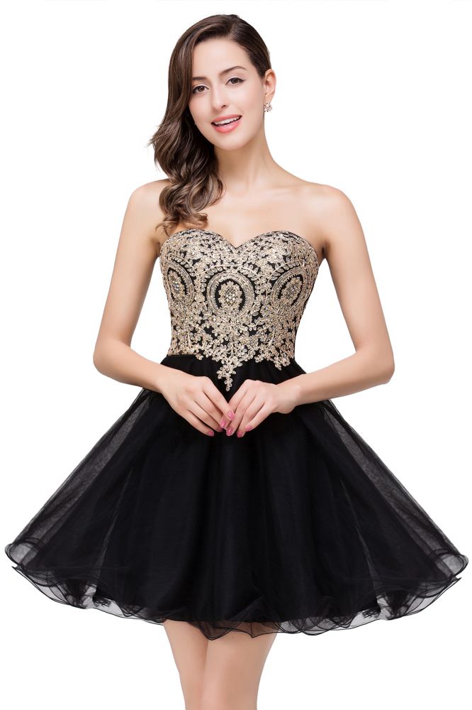 Vestidos cortos de fiesta con escote corazón y apliques de encaje de línea A