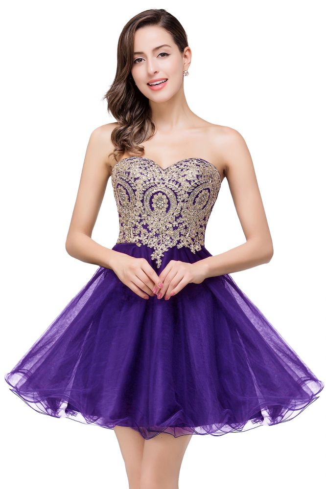 Vestidos cortos de fiesta con escote corazón y apliques de encaje de línea A