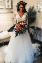 Vestido de novia de tul corte A, manga larga, con apliques de encaje WD324