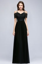 Robe de demoiselle d'honneur en mousseline de soie noire, coupe trapèze, bretelles spaghetti et col en V