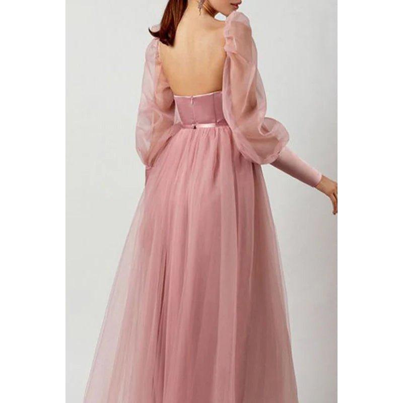 Vestido largo de noche de fiesta, corte en A, escote en V pronunciado, mangas largas y tul plisado.