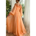 Vestido elegante de fiesta de graduación con corte en A, hombros descubiertos, mangas largas y abertura. 