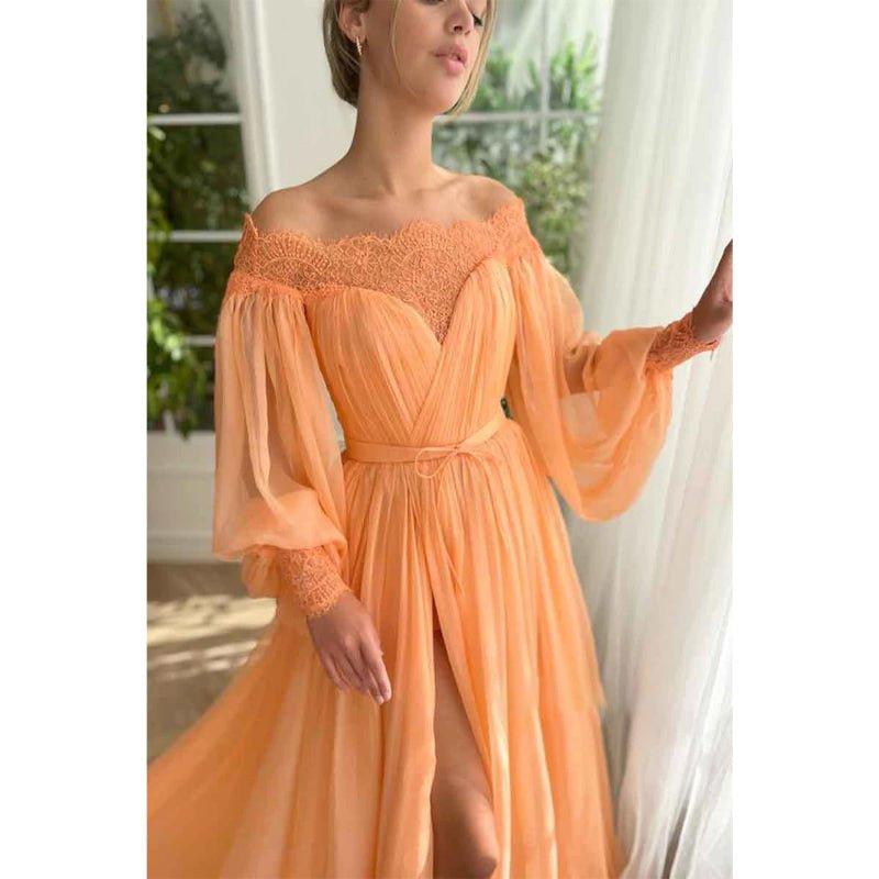 Vestido elegante de fiesta de graduación con corte en A, hombros descubiertos, mangas largas y abertura. 