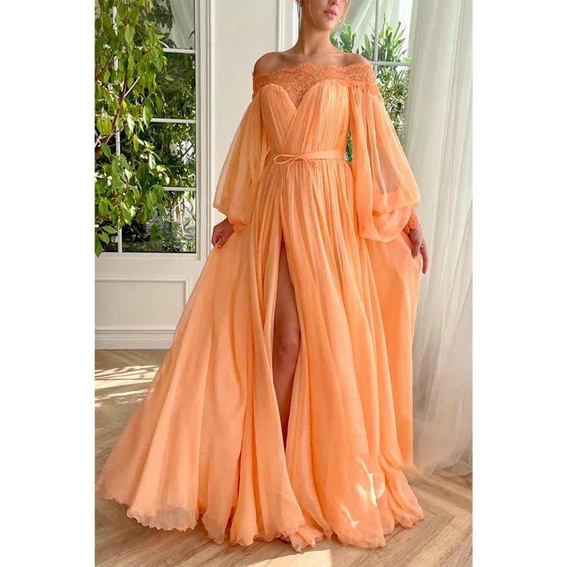 Vestido elegante de fiesta de graduación con corte en A, hombros descubiertos, mangas largas y abertura. 