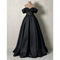 Vestido largo de fiesta formal de satén con encaje transparente y hombros descubiertos, corte en A 