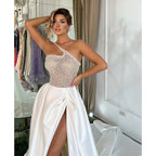 Robe de soirée longue et sexy à une épaule et fente haute 