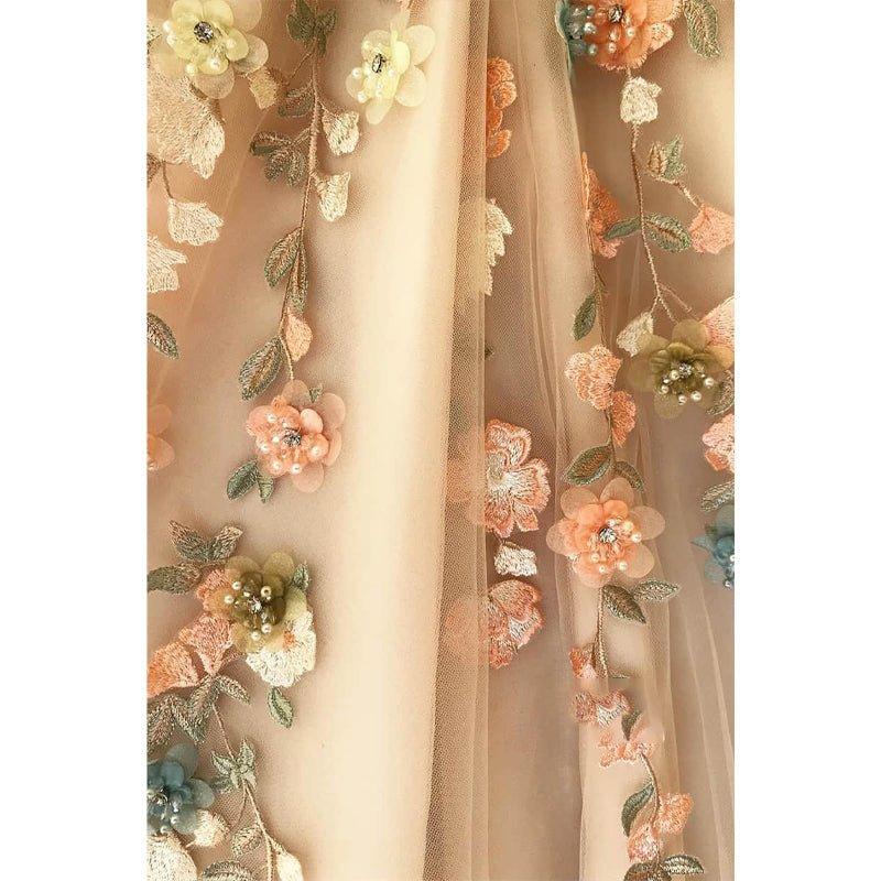 Vestido largo de fiesta de corte A con un solo hombro, apliques de tul y abertura
