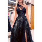 Vestido de fiesta brillante con apliques de un solo hombro y corte en A