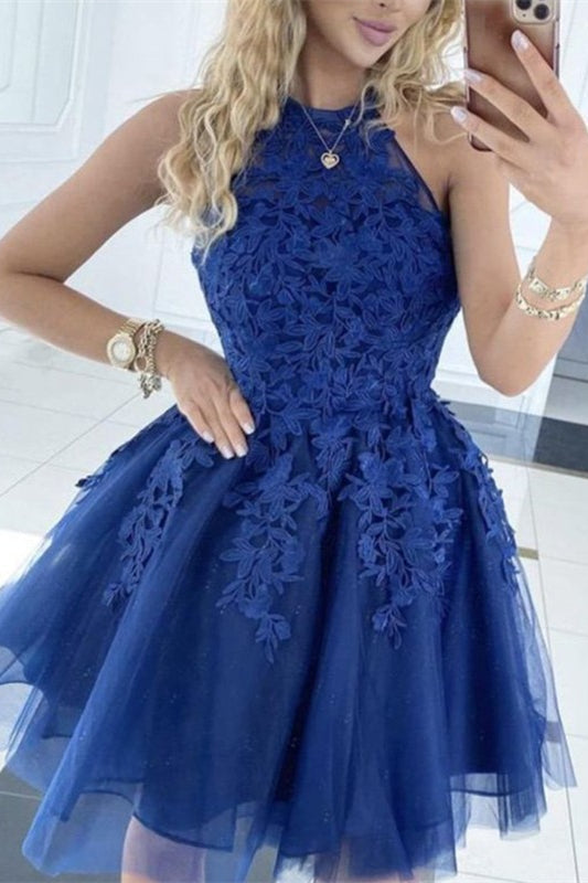 Vestidos de fiesta de princesa corte A con escote halter fruncido y tul sin mangas