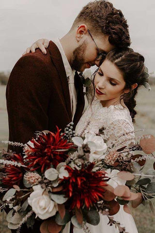 Vestido de novia corte A, escote redondo, espalda descubierta, encaje, mangas largas WD371