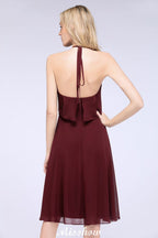 Vestido de fiesta sencillo de corte A, con volantes, de gasa y cuello halter hasta la rodilla.