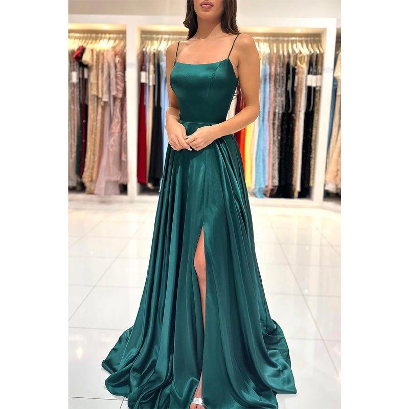 Vestido largo de fiesta sencillo, de corte línea A, con escote redondo, abertura alta y bolsillos.