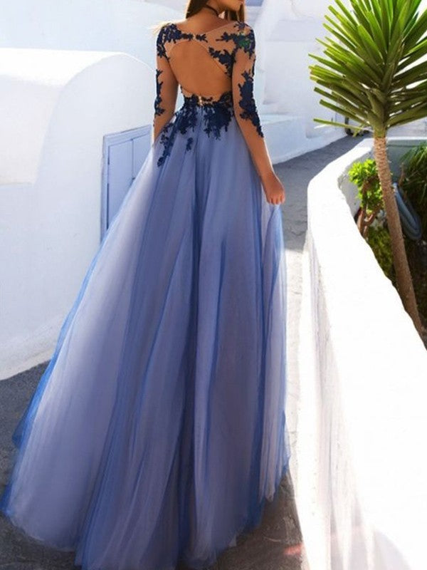 Vestidos de graduación de corte A, escote redondo, mangas largas y largo hasta el suelo con apliques de tul.
