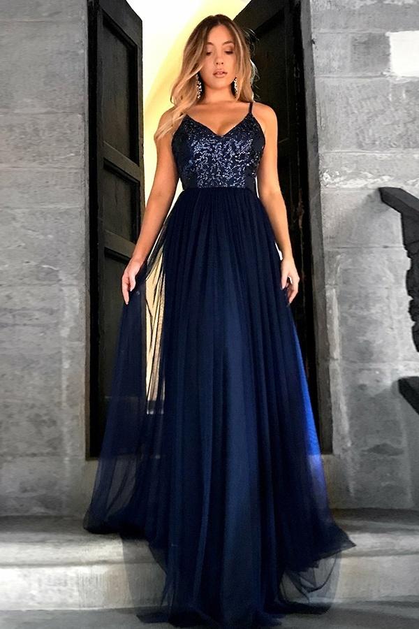 Vestidos de fiesta azul marino con escote en V, lentejuelas, tul y corte en A