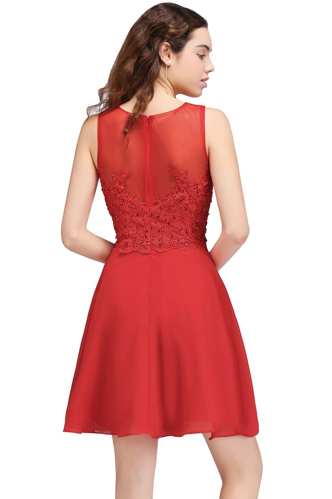 Vestidos cortos de gasa roja de corte A para baile de bienvenida con apliques de encaje