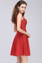 Vestidos cortos de gasa roja de corte A para baile de bienvenida con apliques de encaje