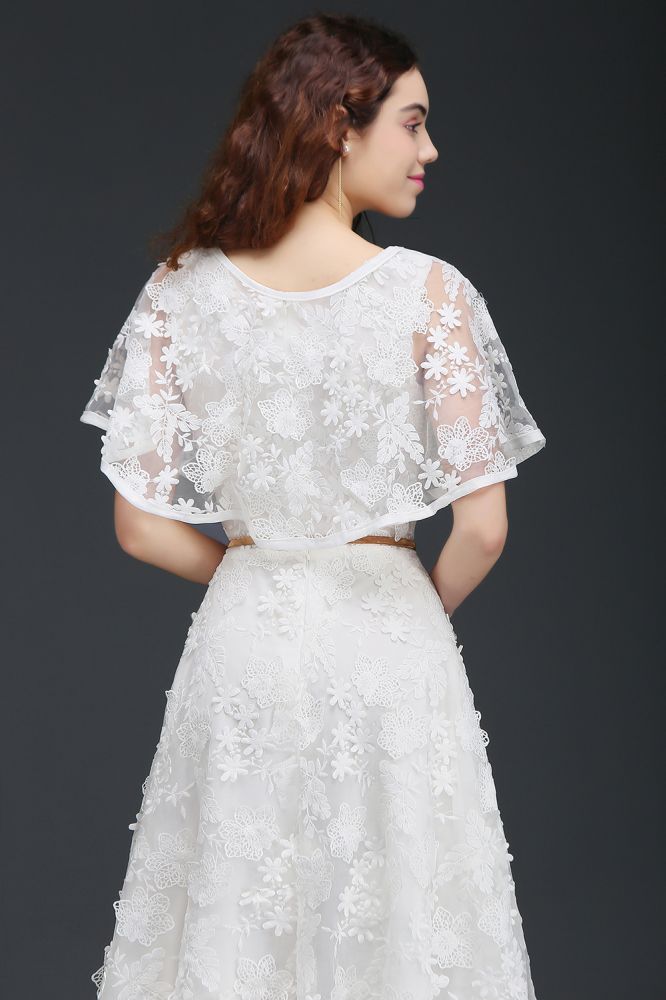 Vestido corto de encaje con cristales estilo línea A para baile de bienvenida