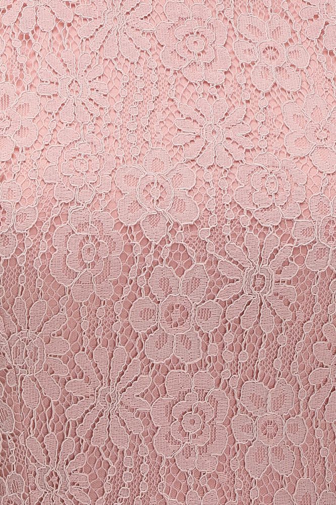 Robe de demoiselle d'honneur longue en mousseline de soie et dentelle, coupe trapèze, sans manches, dos nu, en dentelle.