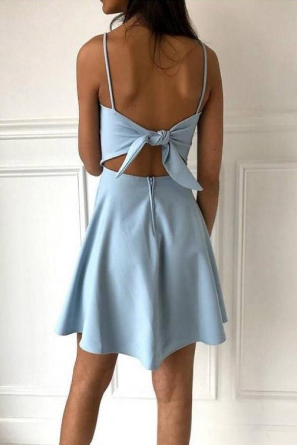 Vestido de fiesta de satén azul claro con tirantes finos y corte en A por encima de la rodilla PD390